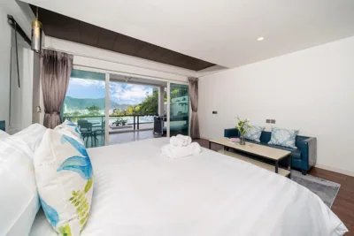 Patong Cliff Villa Phuket 12 bedroom – Foto 2
